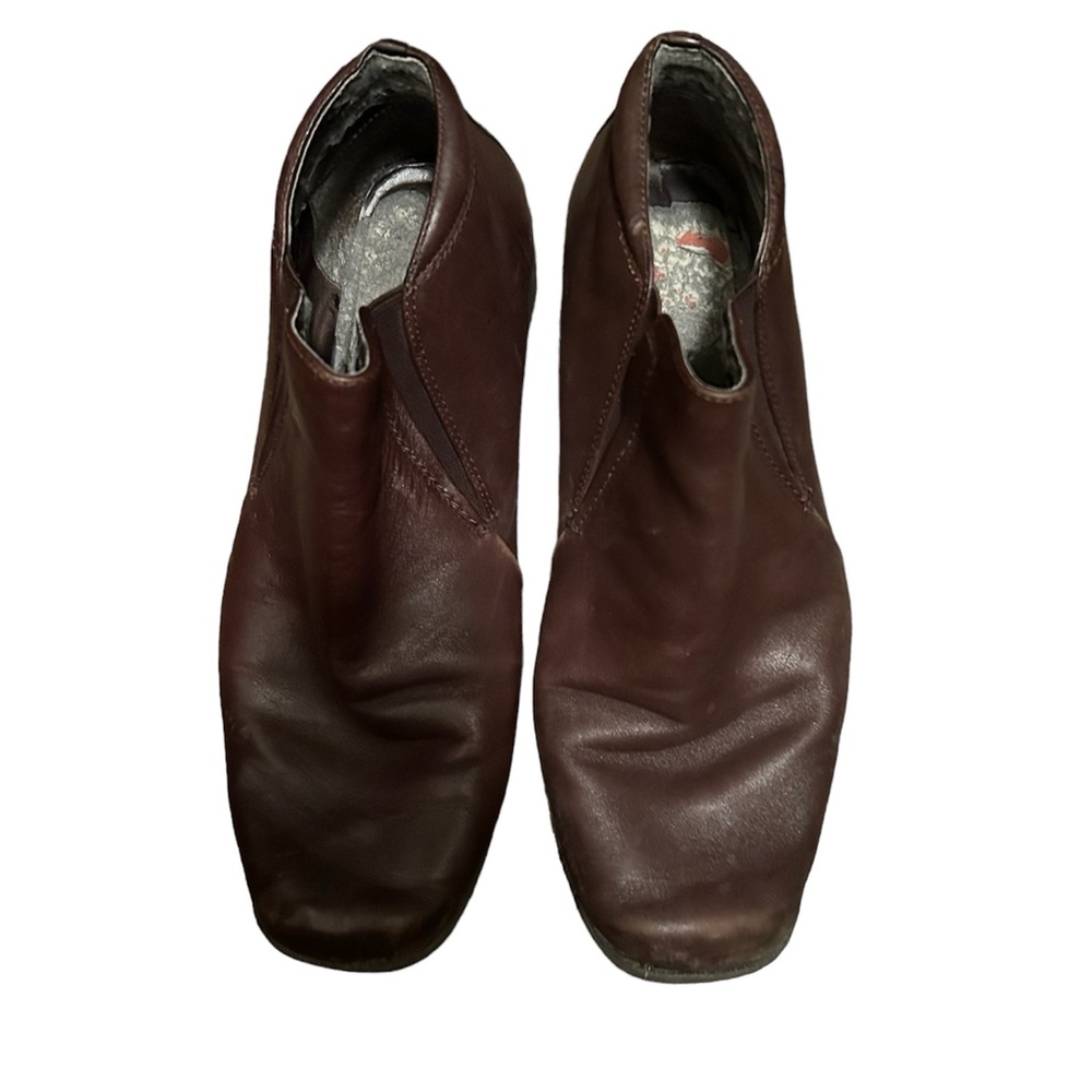 Size 8 heel booties for women